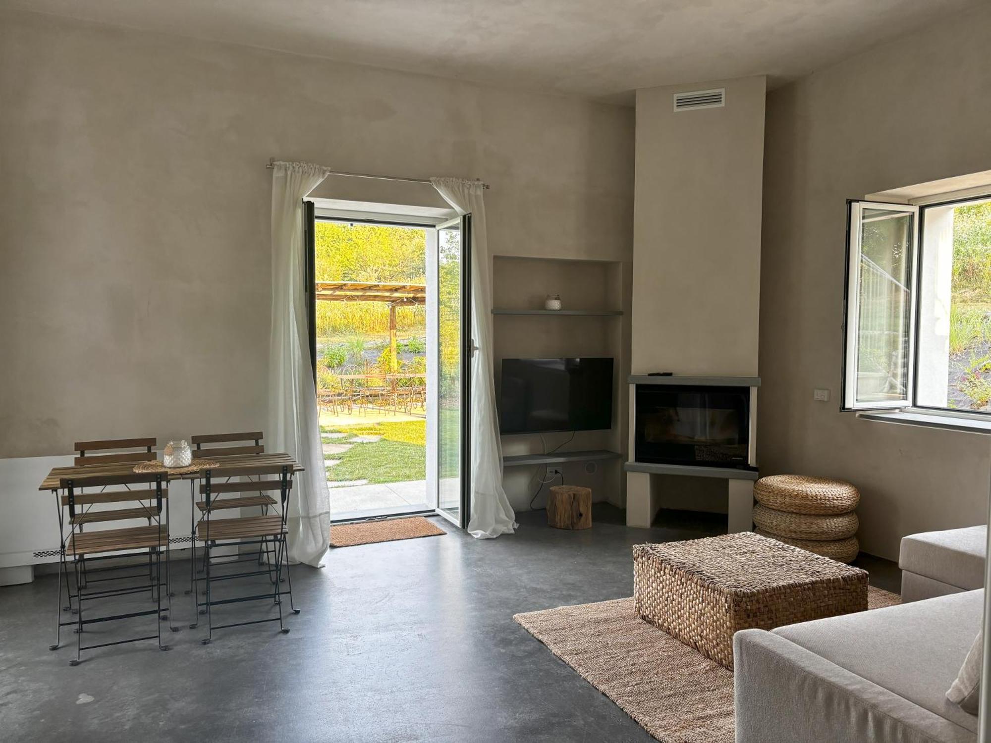 La Torre Granaia Villa แซร์ราวัลเล สกรีเวีย ภายนอก รูปภาพ